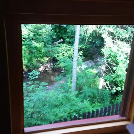 بيت خشبي Nad Strumieniem